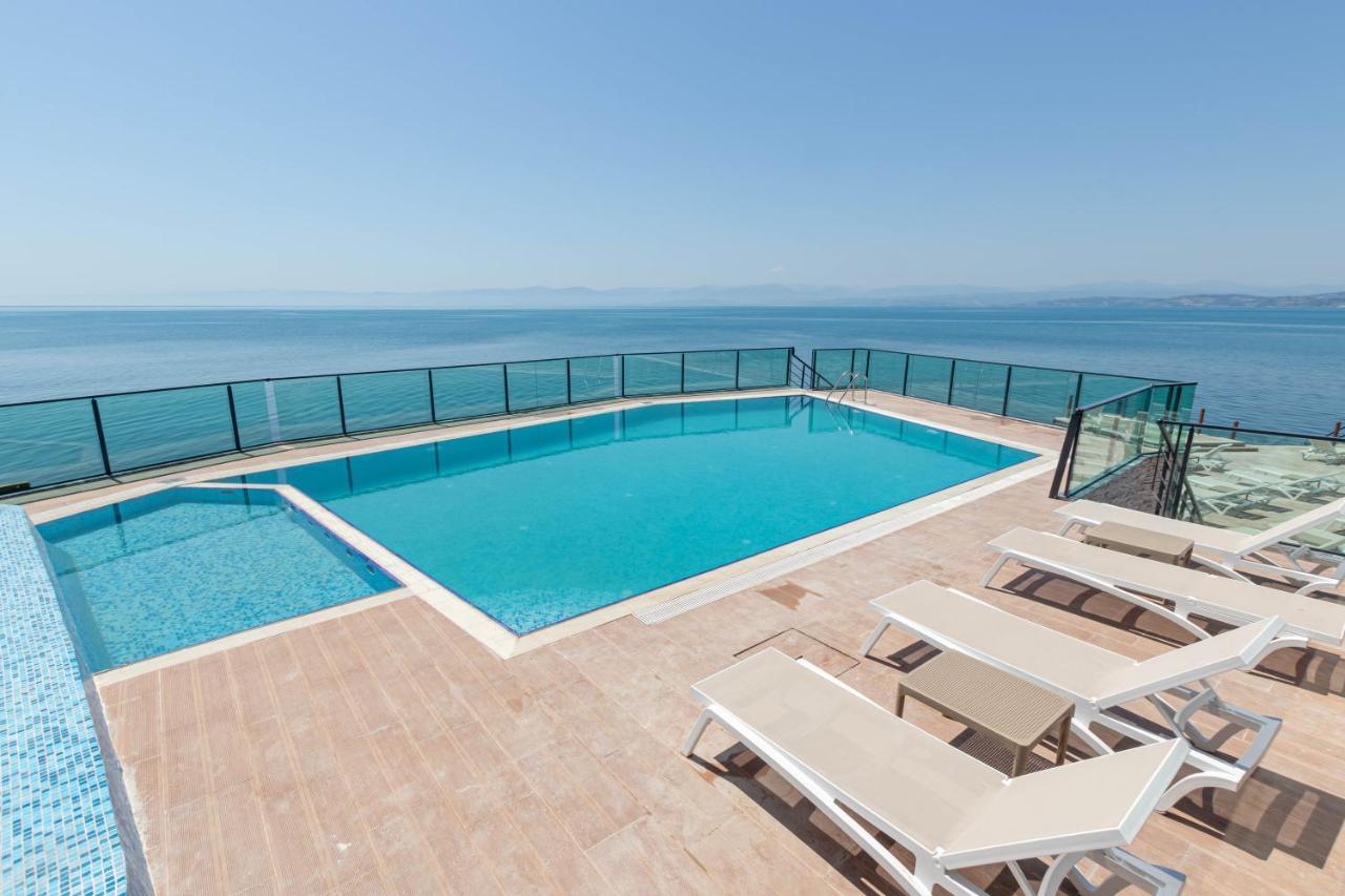 Vira Otel Suites Синоп Екстериор снимка