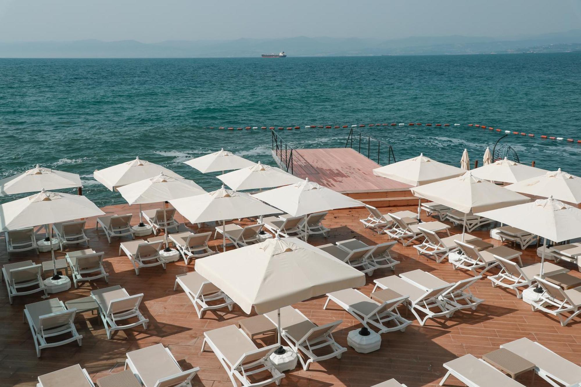 Vira Otel Suites Синоп Екстериор снимка