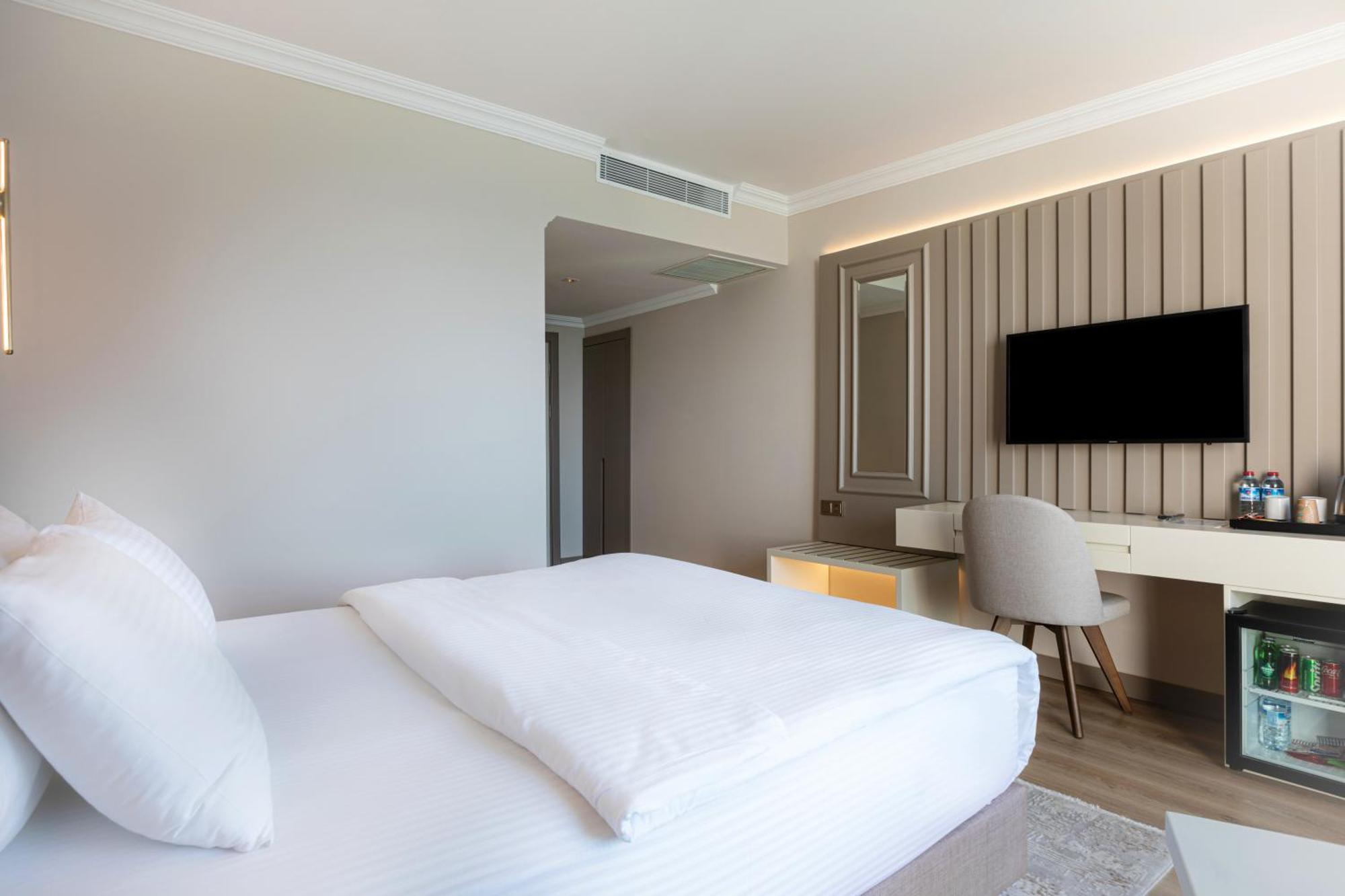 Vira Otel Suites Синоп Екстериор снимка